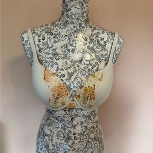 Floral Lace Underwire Bra